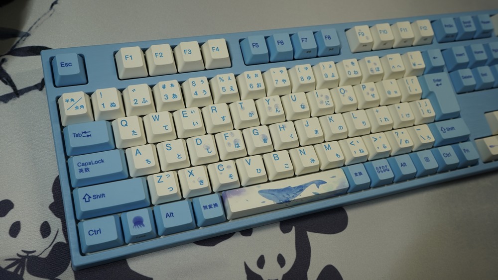 Varmilo Panda 桜 クジラキーボードが神ってた レビュー3連発 キーボードをデザインする時代へ