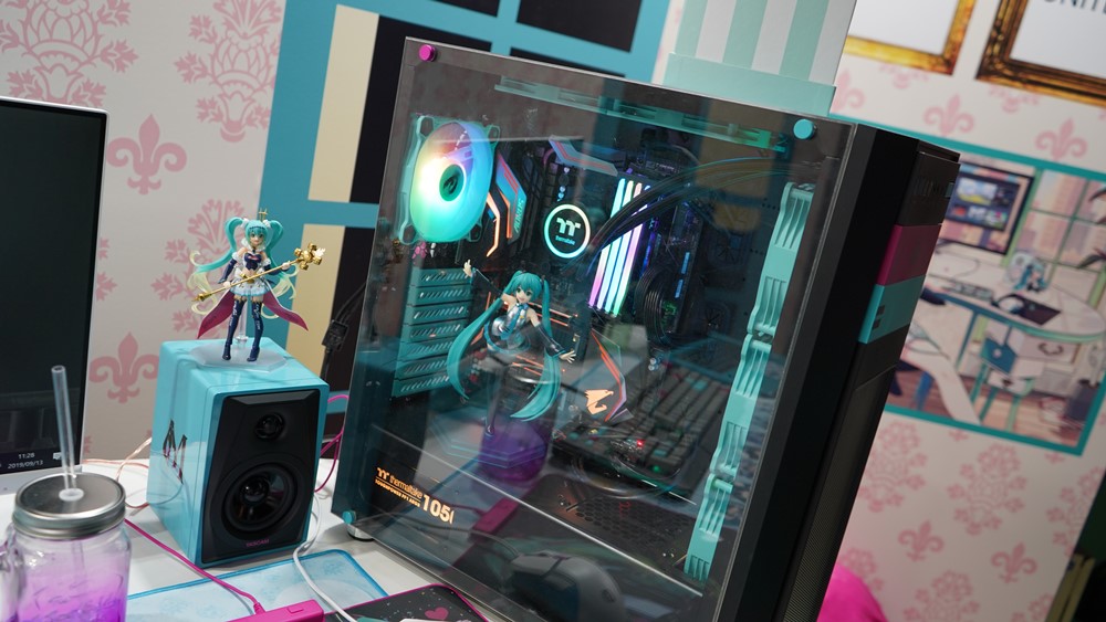 [TGS2019]初音ミク コラボ製品が可愛すぎて憤死。欲しい！ | ストイックにFPS